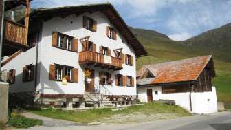 The Gasthaus Alpenrose in Juf in the Avers