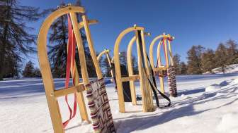 Mutta Sport is located directly at the valley station of the Feldis-Mutta chairlift