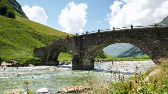 The Alte Landbrugg in Hinterrhein