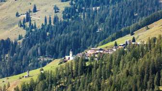 Mathon with the old St. Antonius church