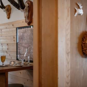 The bar at Hotel Restaurant Capricorns