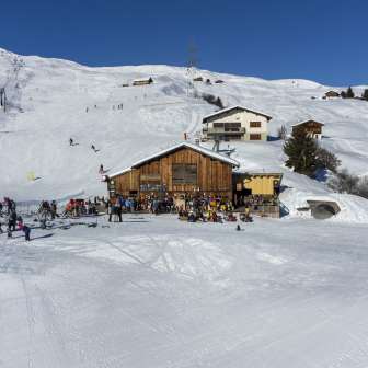 The Sunna Bar in the Tschappina Heinzenberg ski area