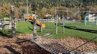 Almens playground