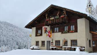 The Gasthaus Walserstuba in Cröt in Avers