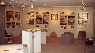 Exhibition of bowl stones in Bärenburg