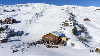 The Sunna Bar in the Tschappina Heinzenberg ski area