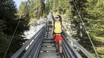 Guided hike "Sin ils fastizs dals Romans tras la Viamala" Guided hike "Sin ils fastizs dals Romans tras la Viamala"