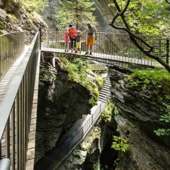 The Pùnts da tgavorgia in the Viamala Gorge