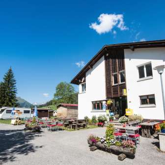 Camping Splügen with main house