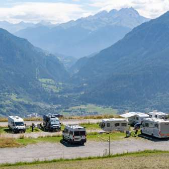 The parking space +plus+ Heinzenberg-Lescha