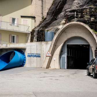 Inforama and tunnel portal in the Valle di Lei
