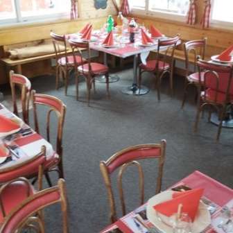 Restaurant Raschuns from the inside