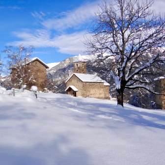 Hohen Rätien castle in winter