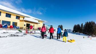 The Dultschinas mountain restaurant at the middle station of the Sarn Heinzenberg ski area