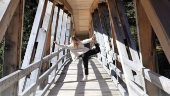 Yoga_Hiking_Retreat_Andeer_JOVAYoga