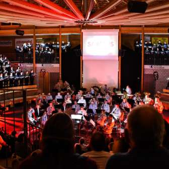 Choir concert in the Bündner Arena Cazis