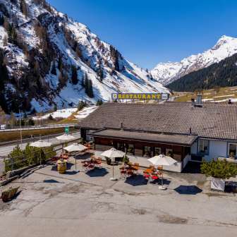 The Rheinwaldstube restaurant in Nufenen
