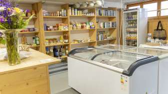 Offer farm store girs+ in Oberurmein