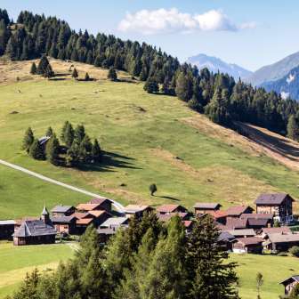 Obermutten in summer