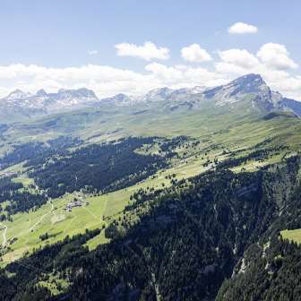 The Schamserberg with the Piz Beverin in summer