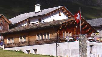 The Pension Edelweiss in Juf in winter The Pension Edelweiss in Juf in winter