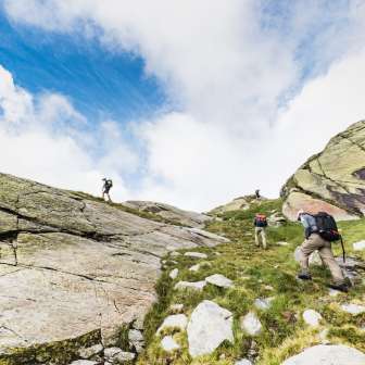 The hiking trail between Hinterrhein and the Zapporthütte SAC