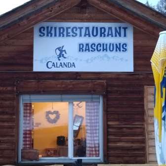 Ski restaurant Raschuns from the outside