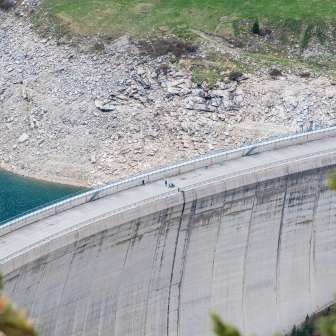 The dam wall in the Valle di Lei
