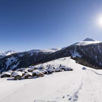 Obermutten in winter