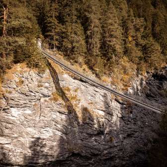 The traverser bridge in fall