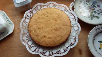 Stories & pastries at CasaStorica in Andeer