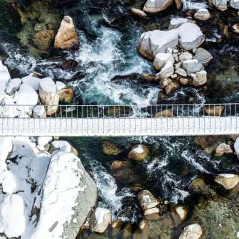 Pùnt da Suransuns in winter