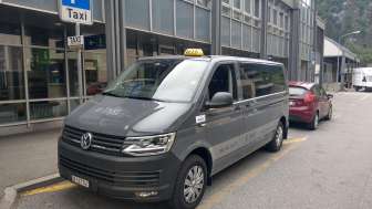 A vehicle from Taxi Service Beverin in Thusis