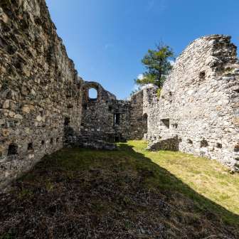 Splügen castle ruins from the inside