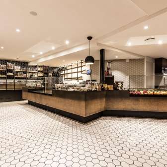 The counter at the Gyger in Thusis